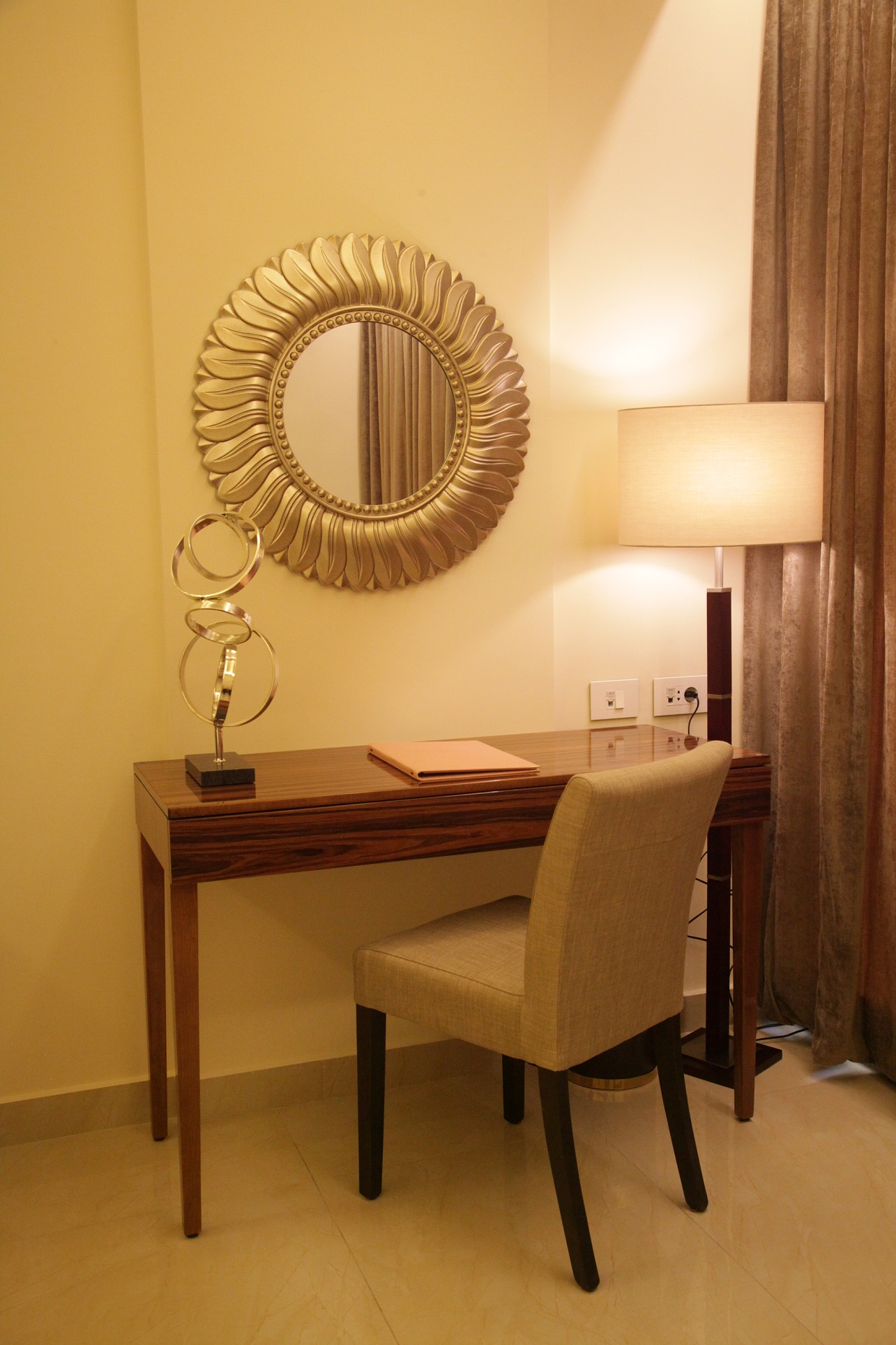 The Grand Studio – Grand Concerto Hotel